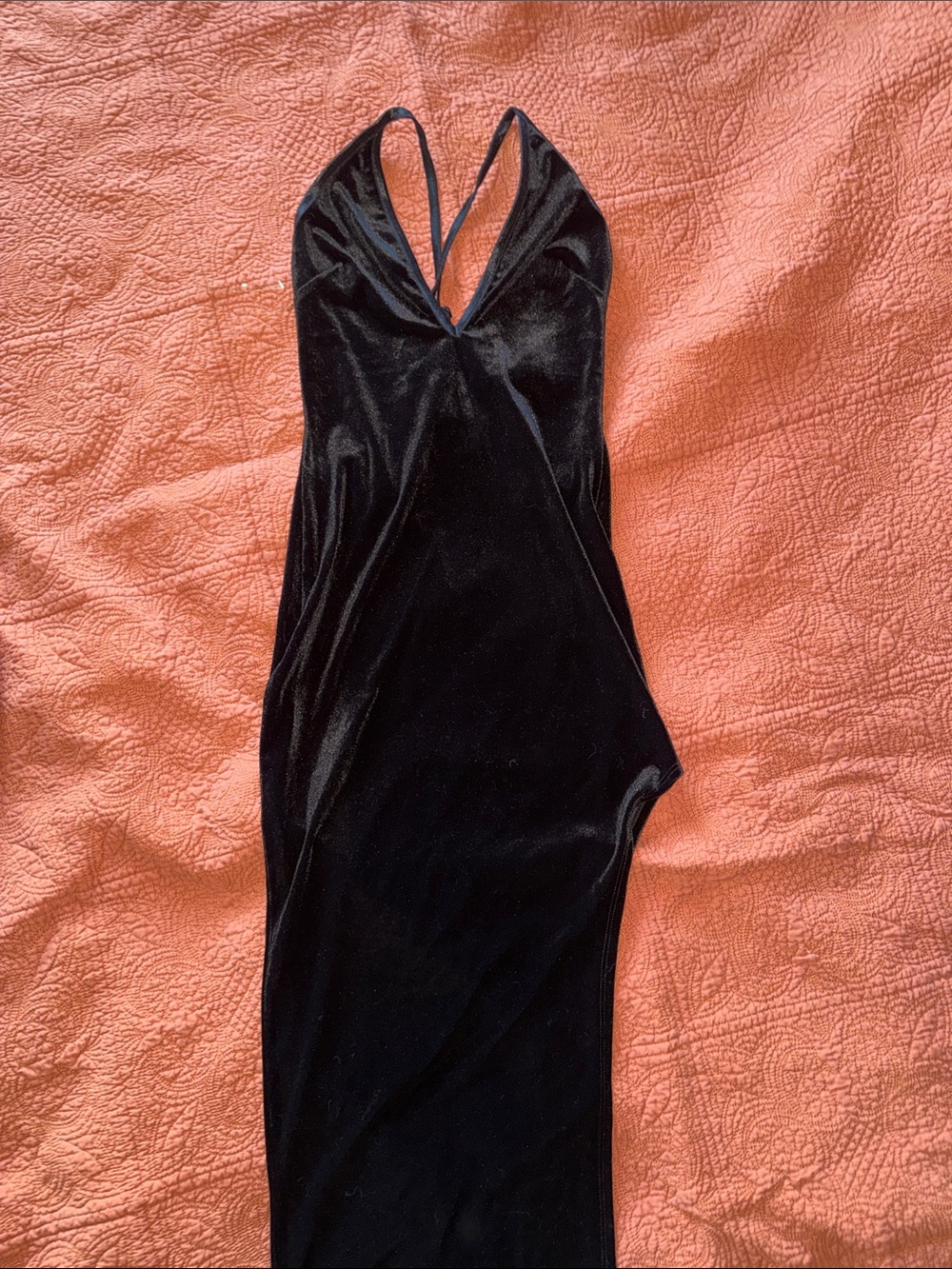 Elegant Black Velvet Maxi Dress with V Neck